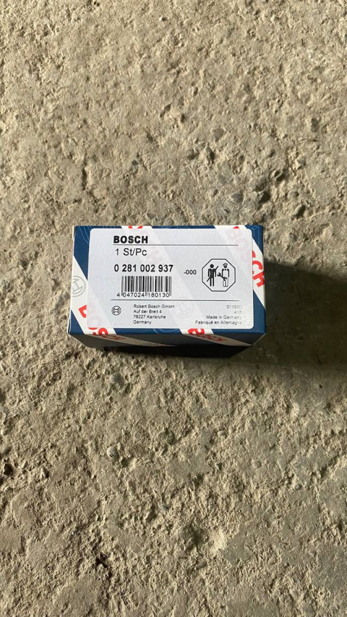 Датчик давления топлива в рампе 0 281 002 937